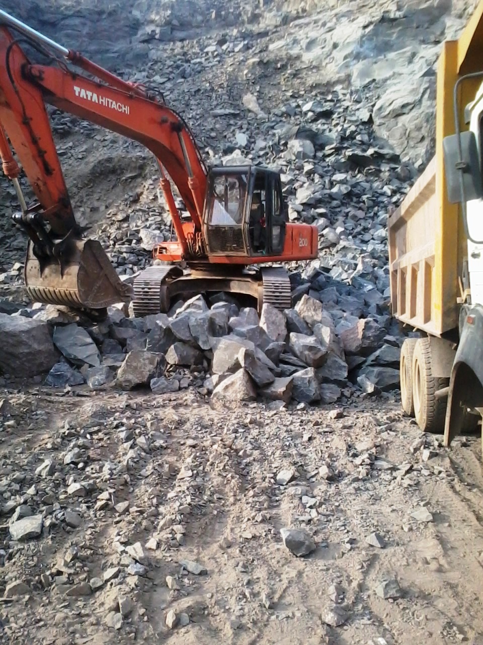 INTERNAL ROAD PROJECT,(PHASE I AND
II) AT WARAI, NERAL